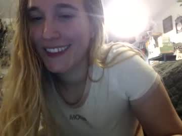 webcam girl brookeryder live cam image #6803587
