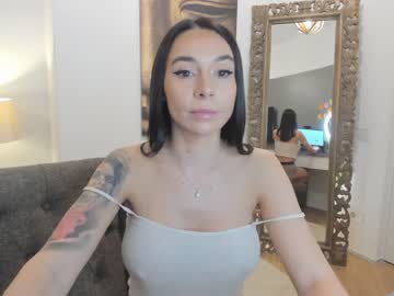 webcam girl squirtbetty live cam image #1135951
