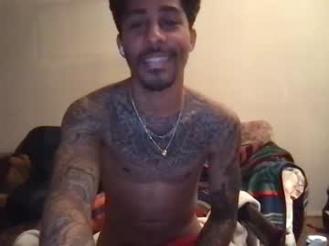 webcam man banananutzd live cam image #4230018