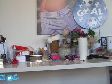 webcam girl erikabee live cam image #3336865