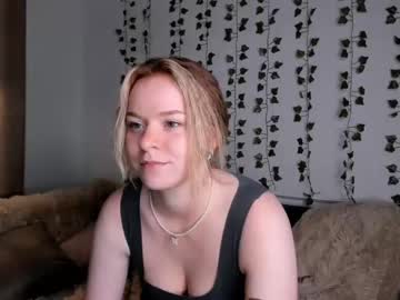 webcam girl timetohangout live cam image #7001912