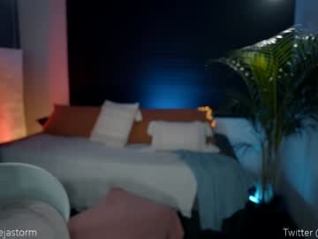 webcam girl alejastorm live cam image #5317344