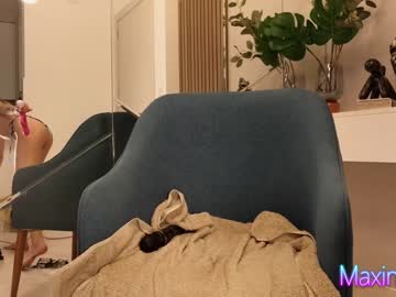 webcam girl maxine_8 live cam image #4815729