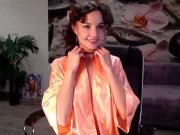 webcam girl jennycutey live cam image #3571491