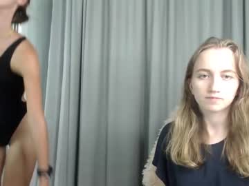 webcam girl nearsaturn live cam image #2509600