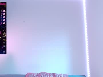 webcam girl petitebrat live cam image #2701271