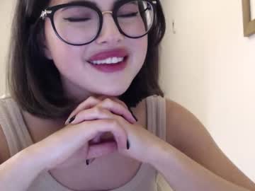 webcam girl playnofuckinggames live cam image #3797713