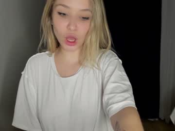 webcam girl sun_shine_baby live cam image #1667440