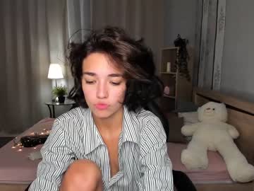 webcam girl ella_flare live cam image #2652669