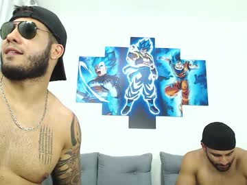 webcam man willhottwil1 live cam image #1891915