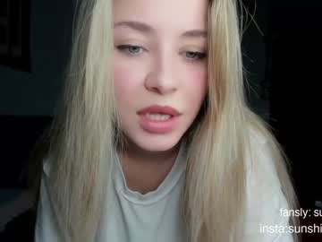 webcam girl sun_shine_baby live cam image #5946706