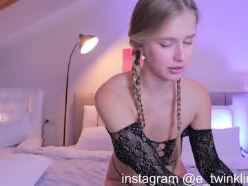 webcam girl ella_twinkle live cam image #5581696