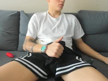 webcam man greaddyy live cam image #7090769