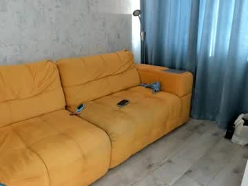 webcam girl big_blue_eyese live cam image #7021729