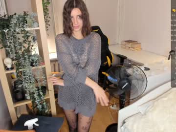 webcam girl rush_of_feelings live cam image #5761970