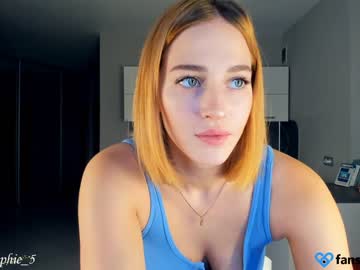 webcam girl sophie_5 live cam image #2696965