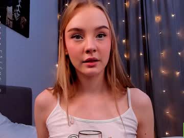 webcam girl lissa_meooow live cam image #6286153
