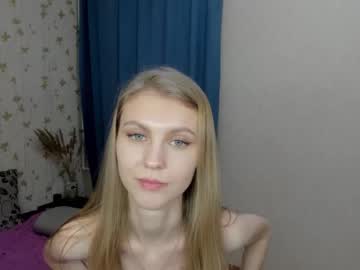 webcam girl phoebepaw live cam image #6397155