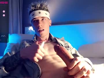 webcam man briannhardone live cam image #3219562