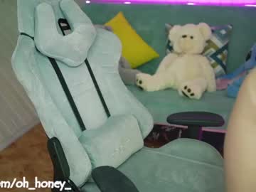 webcam girl oh_honey_ live cam image #3114919