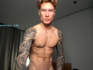 webcam man anotherguyonyourscreen live cam image #1076966