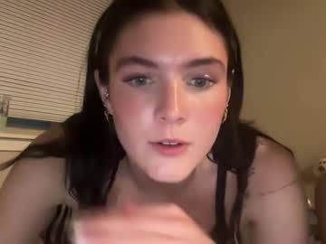 webcam girl hannahmaeee live cam image #7117454
