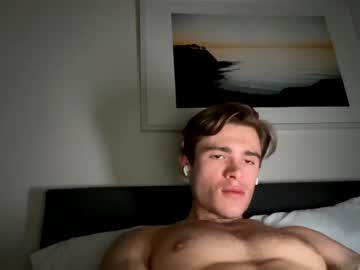 webcam man larsmith999 live cam image #3802790