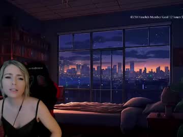 webcam girl kimilee22 live cam image #5342415