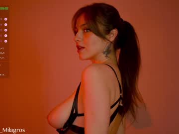 webcam girl mia_milagros live cam image #4335535