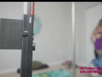 webcam girl saraxjacob live cam image #2945846