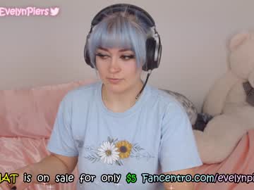 webcam girl evelynpiers live cam image #168420