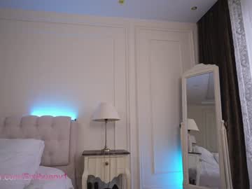 webcam girl emilia98xxx live cam image #1621213