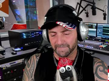 webcam man whaaaaaaaat live cam image #3213360
