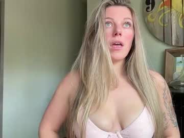 webcam girl bumble_bees45 live cam image #4340311