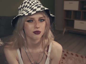 webcam girl audreycarvin live cam image #6554308