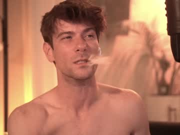 webcam man charlieonline live cam image #873076