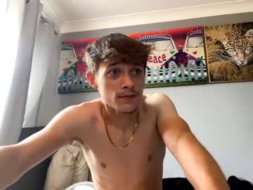 webcam man yourboi02 live cam image #2615044