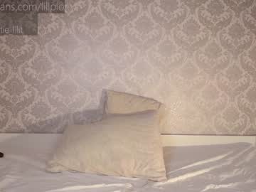 webcam girl lillpio live cam image #760592