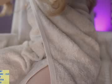 webcam girl alice_kosmos live cam image #2440386