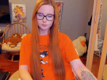 webcam girl klementinagirl live cam image #4219694