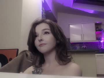 webcam girl lucydelovely live cam image #3017752