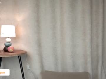 webcam girl my_eyes_higher live cam image #6688505