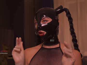 webcam girl bronnica live cam image #6665416