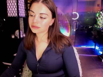 webcam girl alma_pearl live cam image #2331674