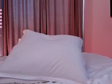 webcam girl lissa_meooow live cam image #6598682
