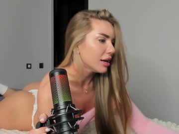 webcam girl misssweettie live cam image #6609839