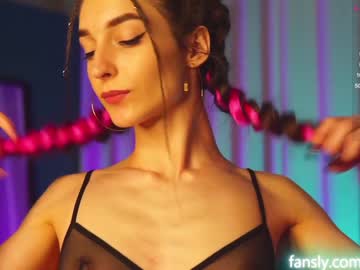 webcam girl angels_kiss live cam image #1869583