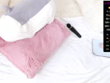 webcam girl curlylolly live cam image #2743113
