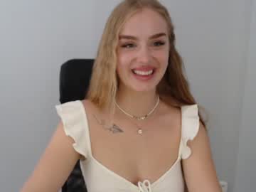 webcam girl molly_wenis live cam image #2463094