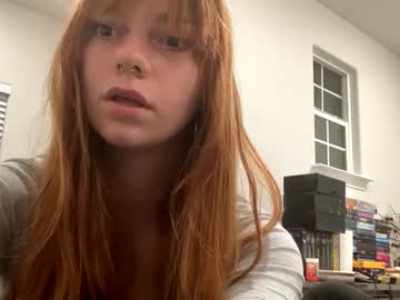 webcam girl skyeevanz live cam image #7060856